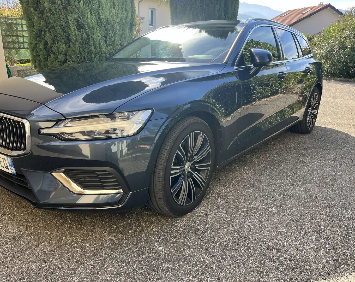 Volvo V60 T6 AWD Recharge 253 ch + 87 Geartronic 8 Inscripti - 1