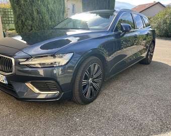 T6 AWD Recharge 253 ch + 87 Geartronic 8 Inscripti