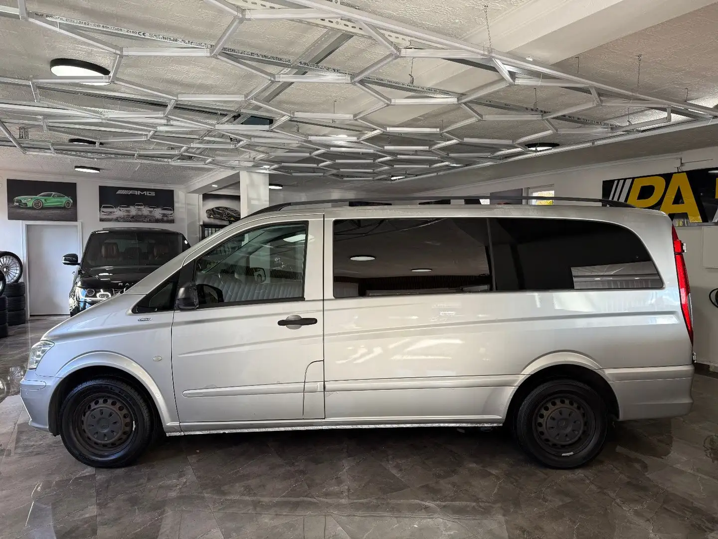 Mercedes-Benz Vito Kombi 116 CDI lang 8-Sitzer Autom. 2. Hand Argent - 2