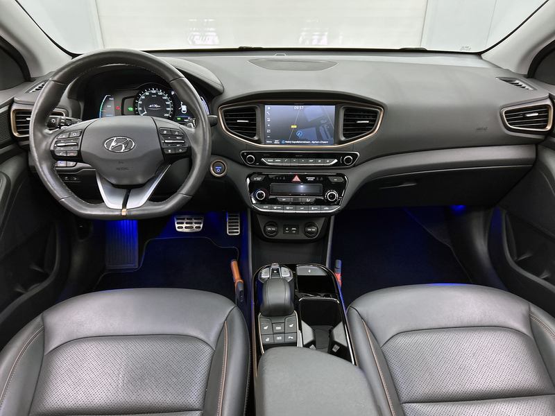 Hyundai IONIQ Premium EV | Leder | Origineel NL! | — photo 5