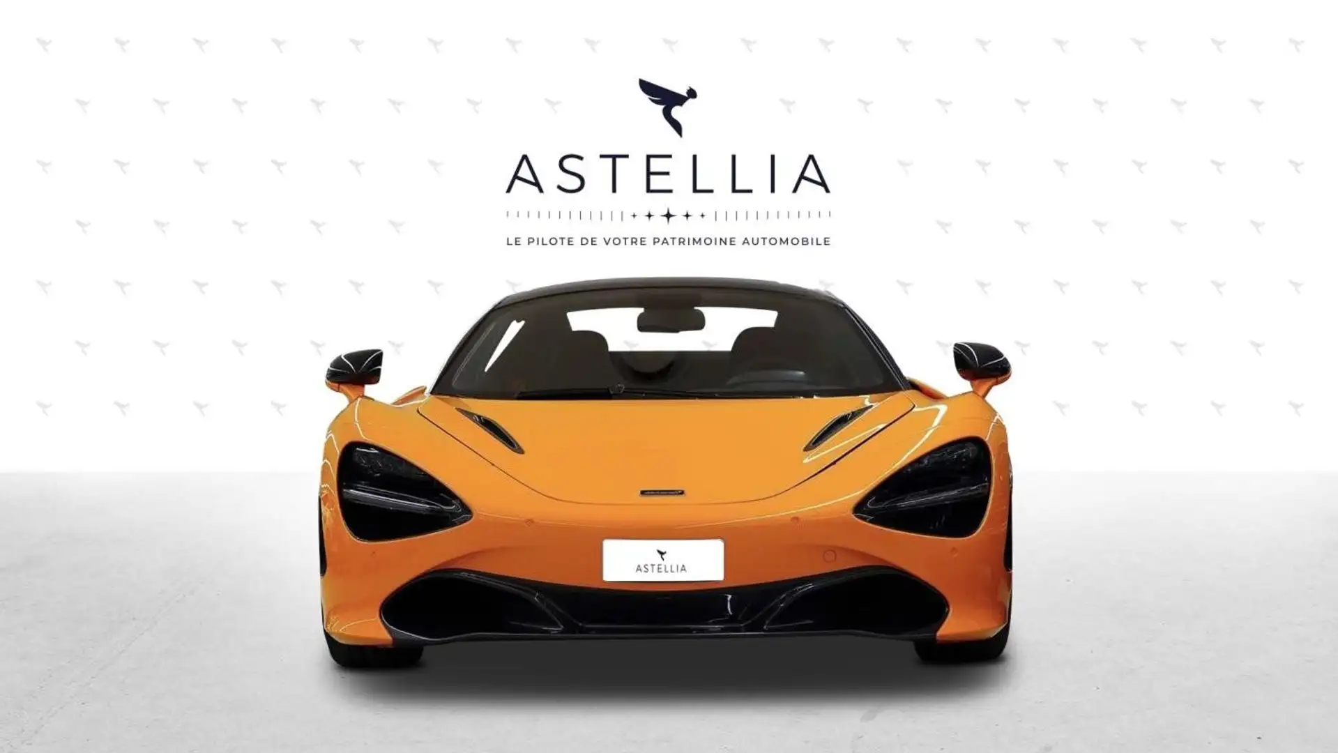 McLaren 720S SPIDER 720ch Gold - 2