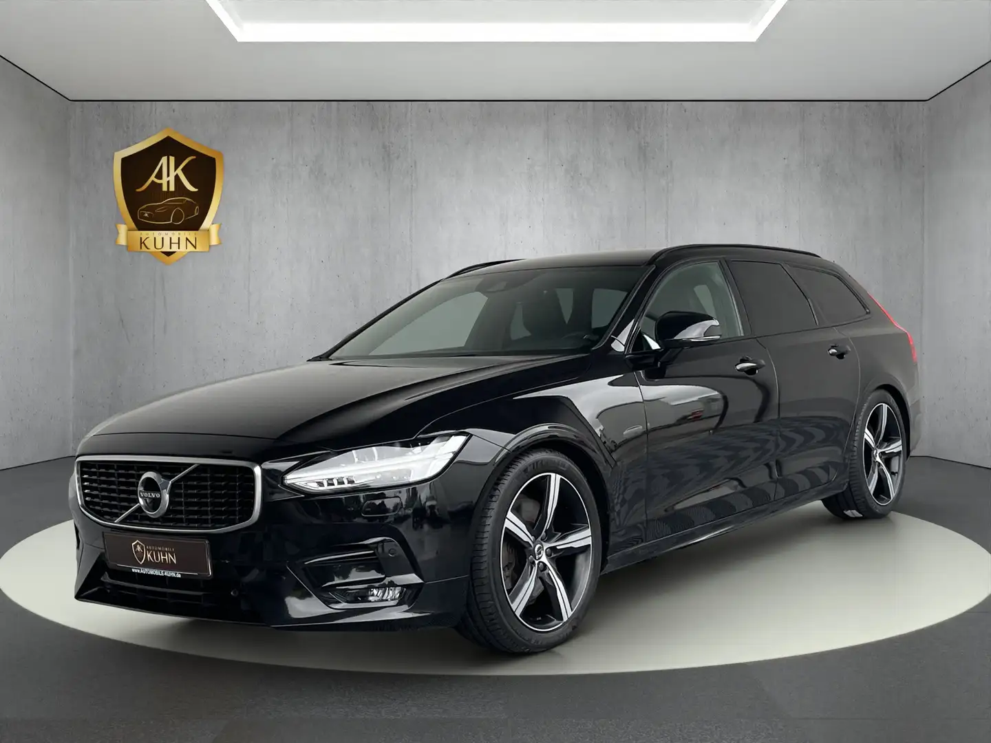 Volvo V90 T4*R-DEIGN*BLIS*19ZOLL*360° KAMERA*HARMAN* Schwarz - 1