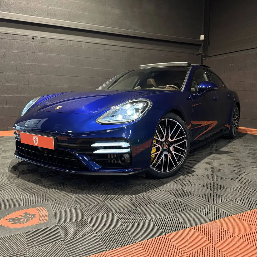 Porsche Panamera II 4.0 V8 630ch Turbo S Executive Blau - 1