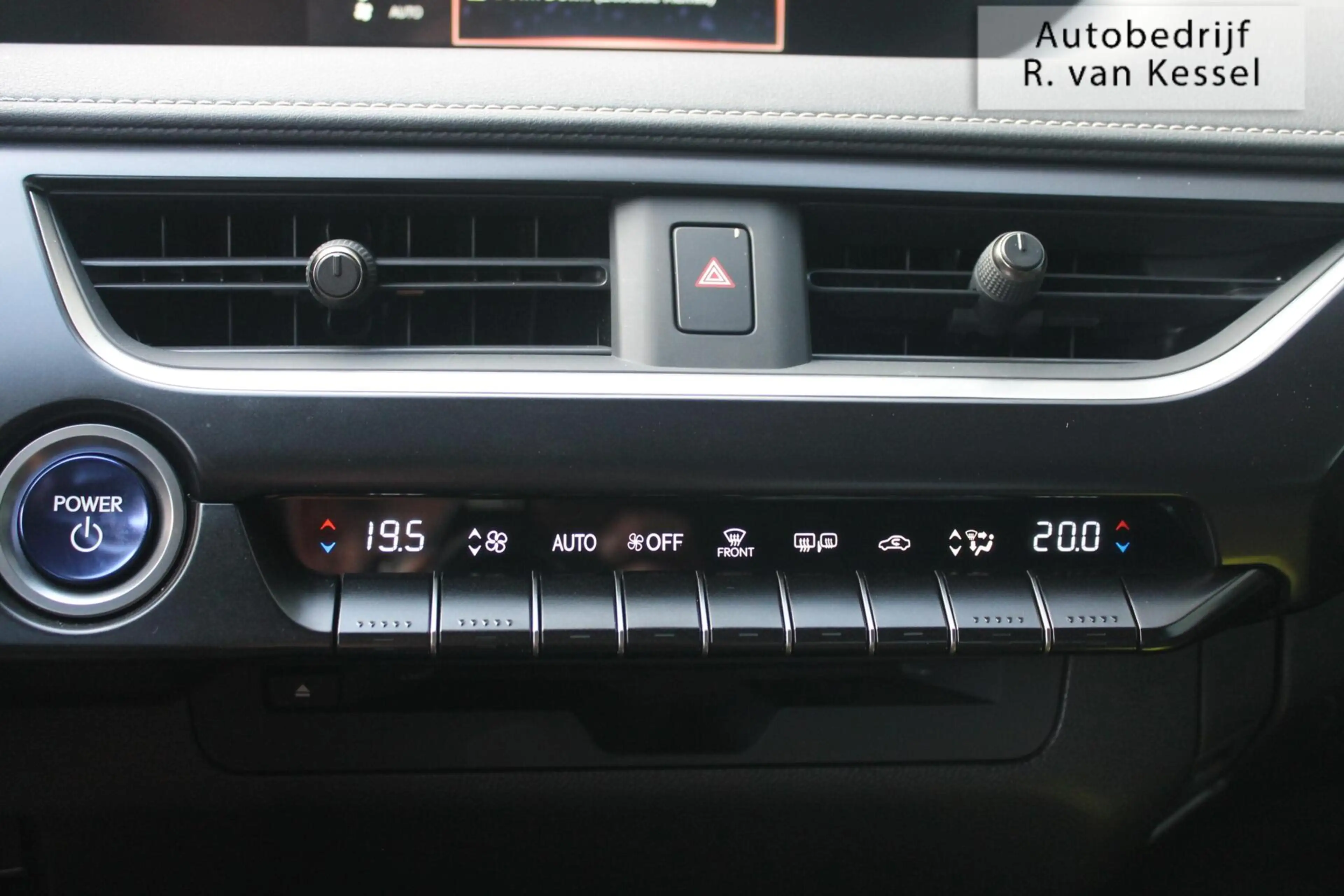 Lexus UX 250h Preference Line I Origineel Nederlandse Lexus van — photo 30