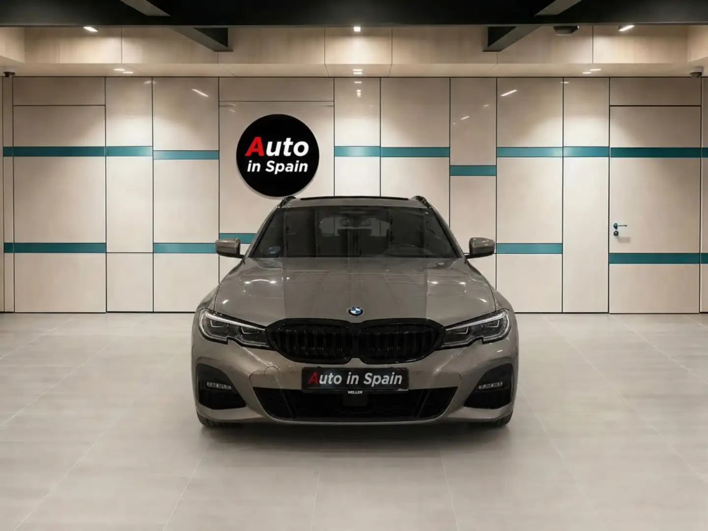 BMW 330 330e xDrive Touring Beige - 2