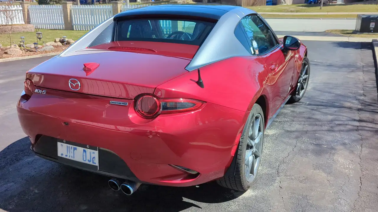 Mazda MX-5 Miata снимка Mazda MX-5 Miata