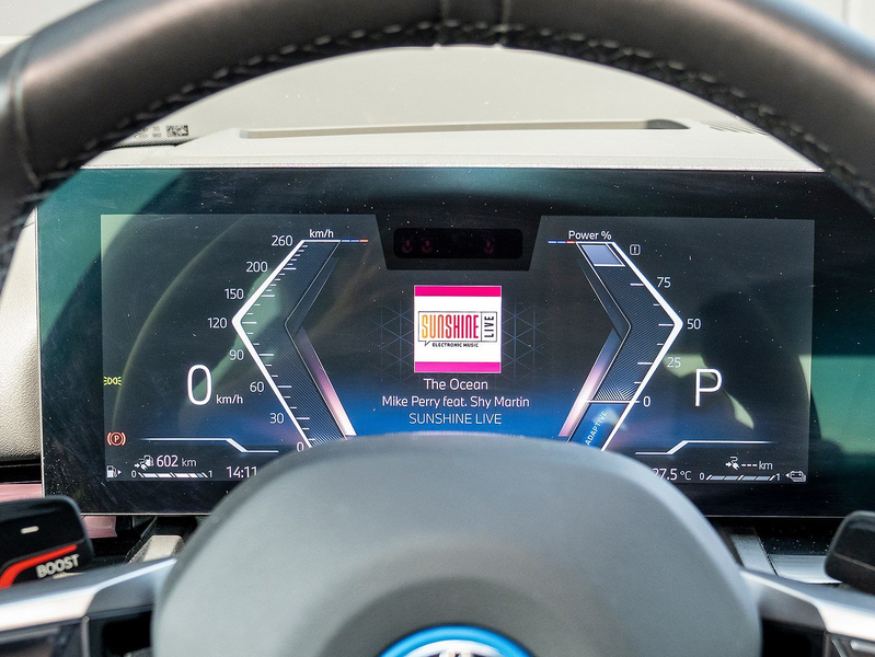 BMW 550 e xDrive Lim. M Sportpaket ACC 360° HiFi Pano DAB — photo 10
