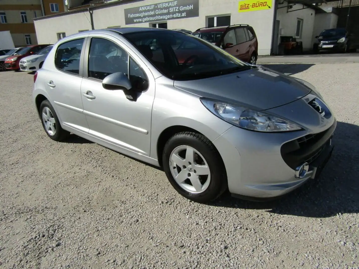 Peugeot 207 Active Grijs - 2