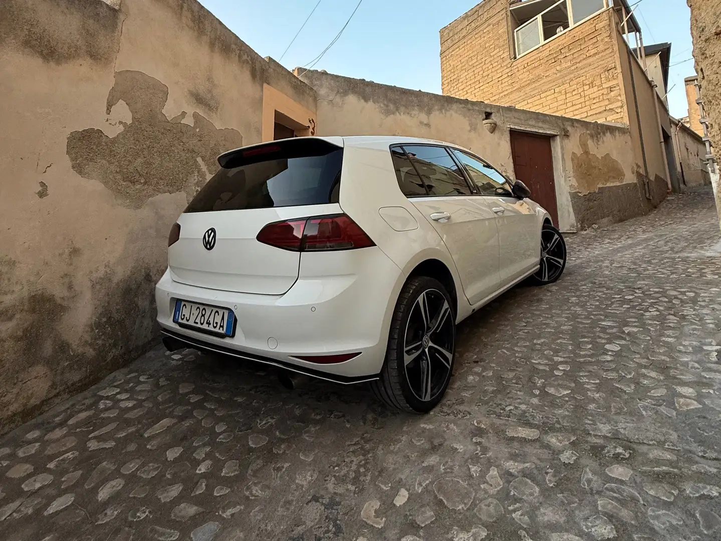Volkswagen Golf VII sport 1.6 5 porte ALLSTAR 110cv Bianco - 1
