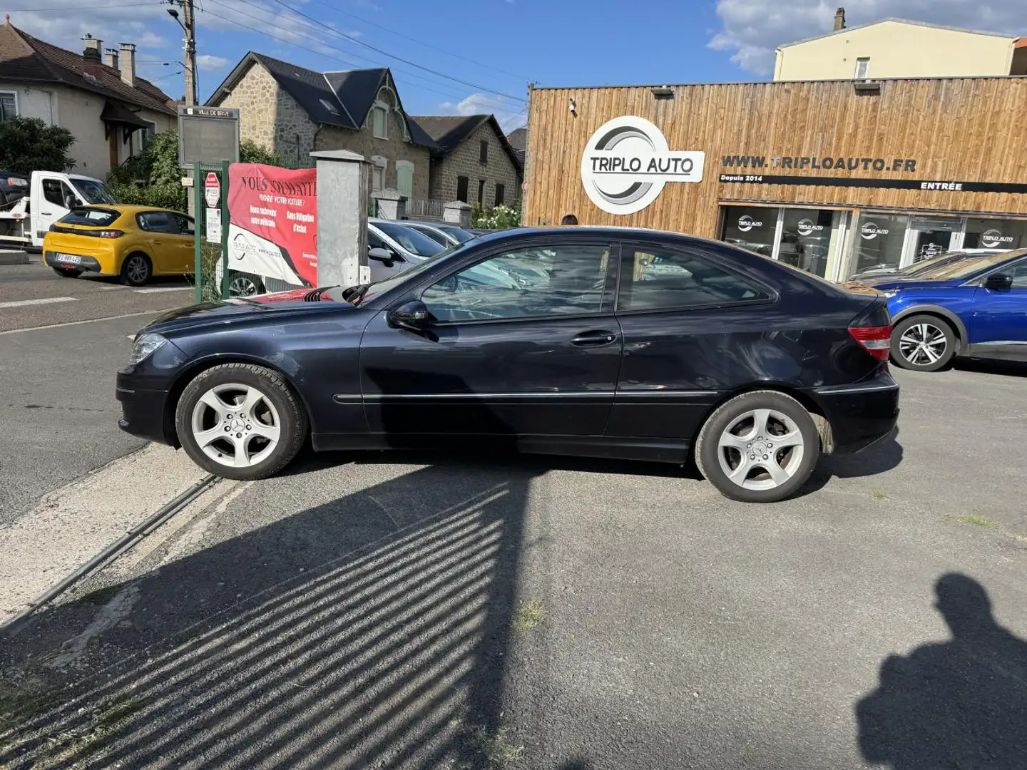Mercedes-Benz CLC 200 CDI - 122 FAP COUPE Clim Schwarz - 2