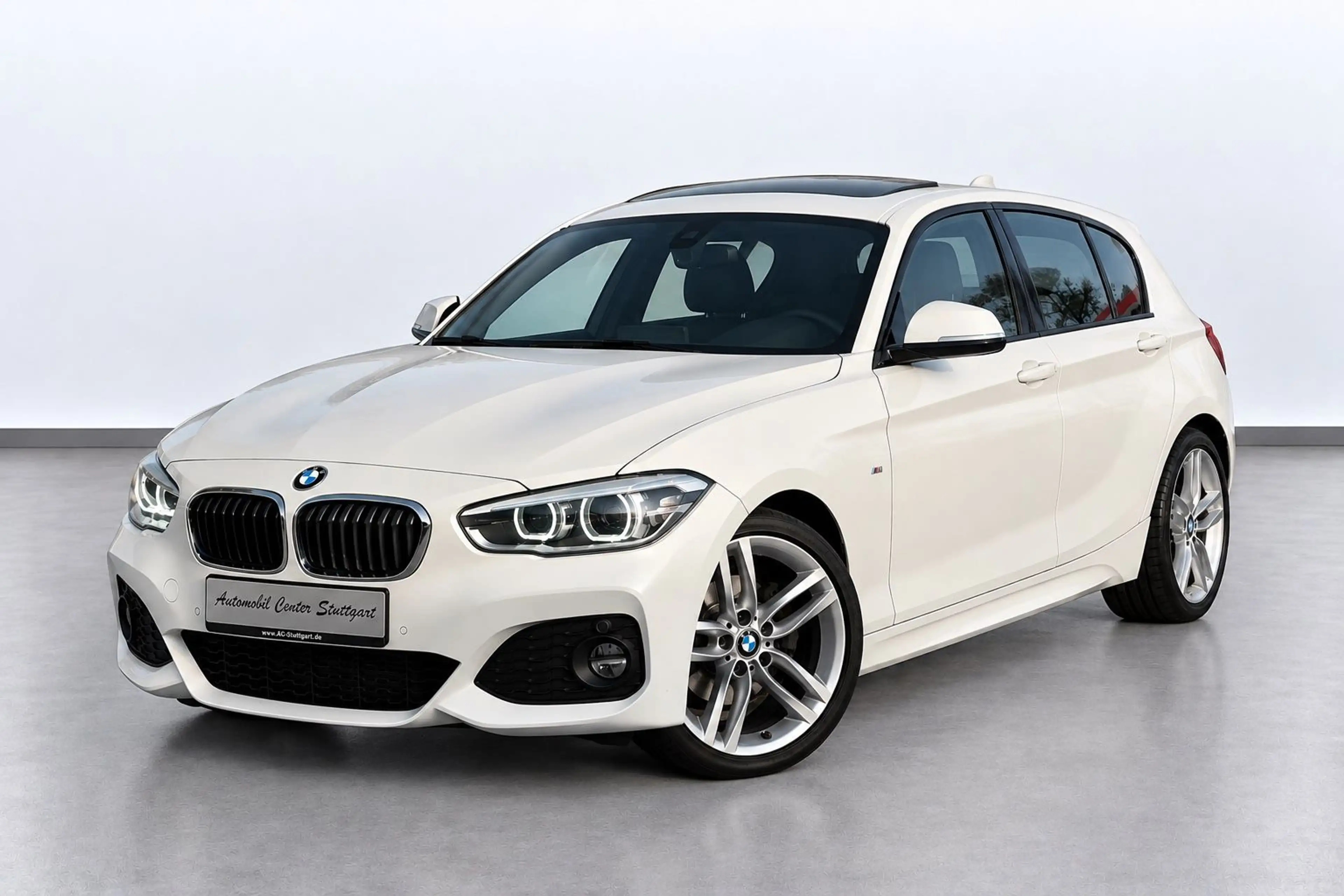 BMW 120 d M Sport GLASDACH+NAVI+ADAPTIV-LED+18"ZOLL