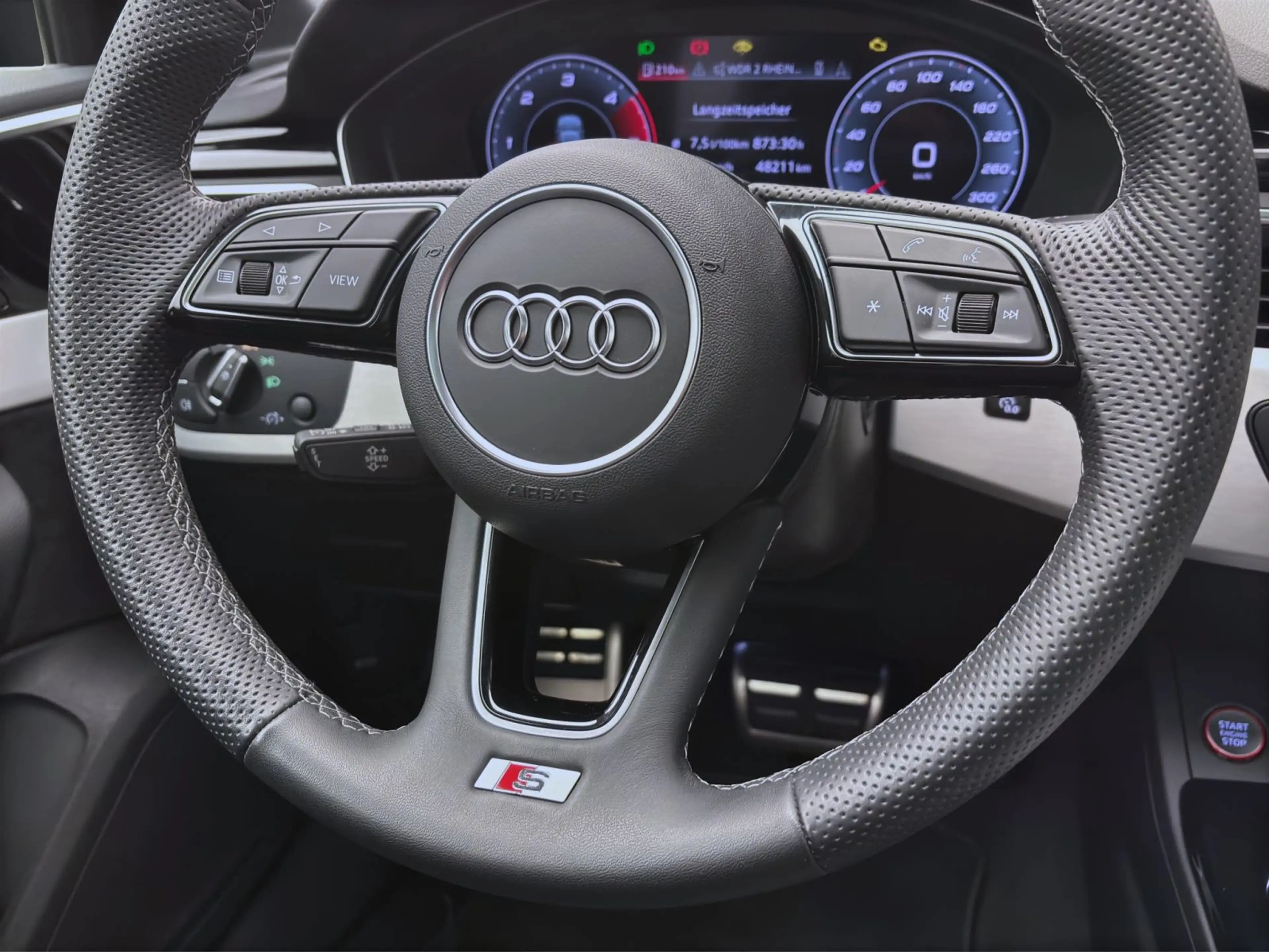 Audi S4 Q PANO NAVI VIRTUAL SITZHZG PDC — photo 13
