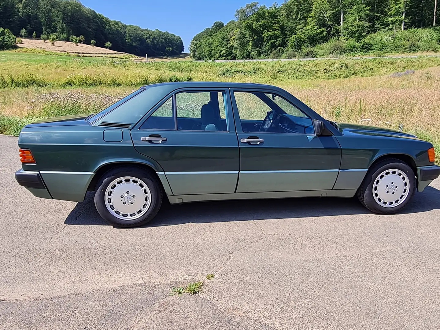 Mercedes-Benz 190 190 E Grün - 2