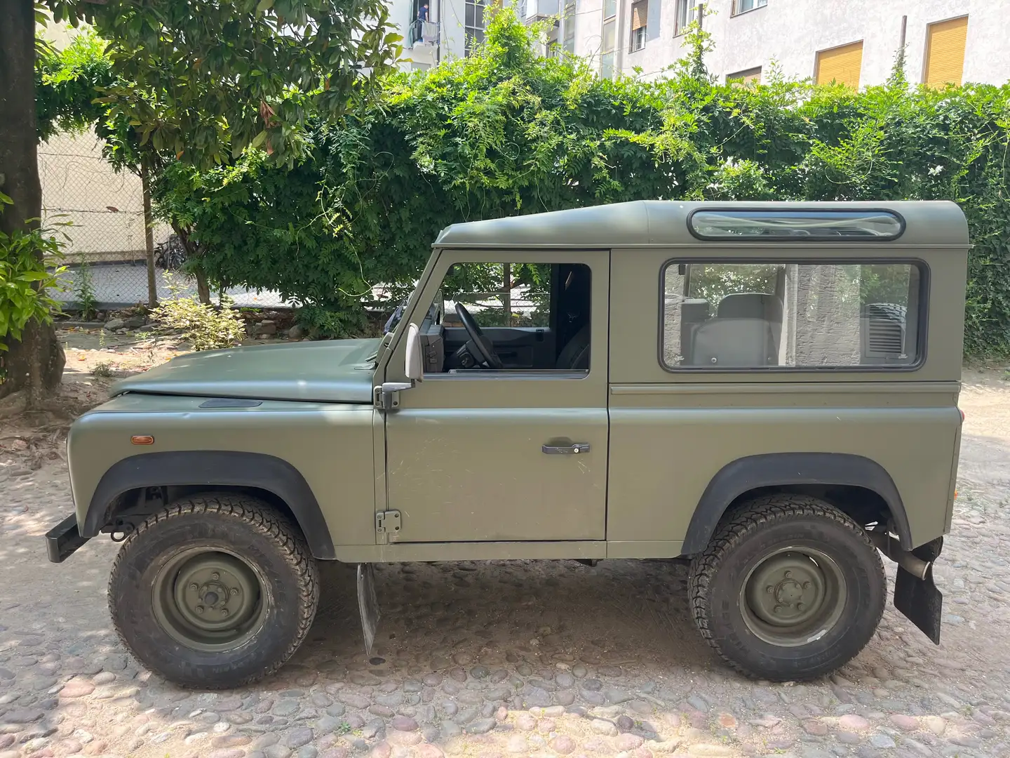Land Rover Defender Defender 90 2.5 td5 E SW Verde - 1