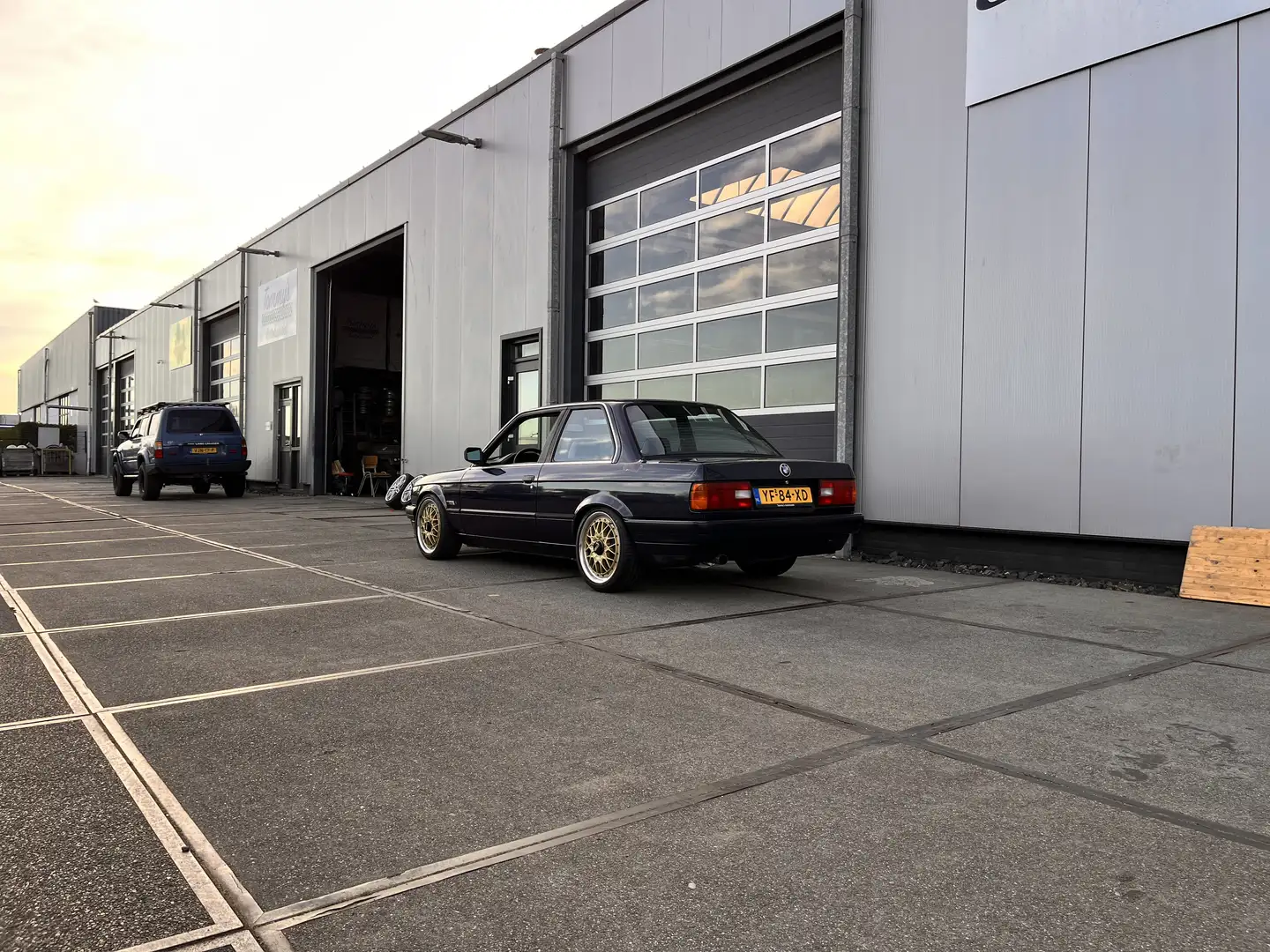 BMW 325 m50b25 Blauw - 2