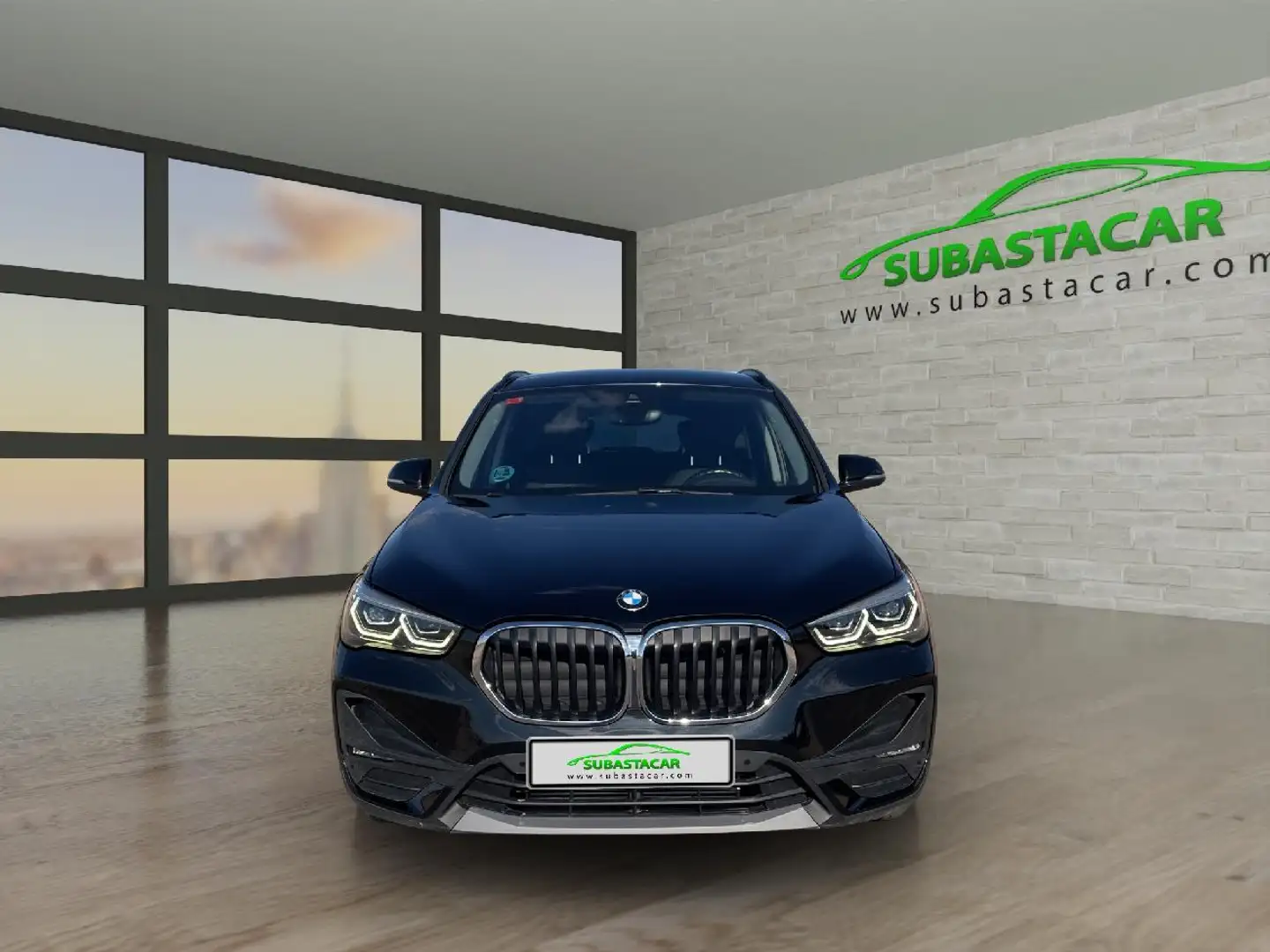 BMW X1 sDrive 18dA Corporate Noir - 2