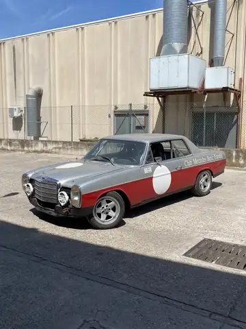 Mercedes-Benz 280 CE (114)