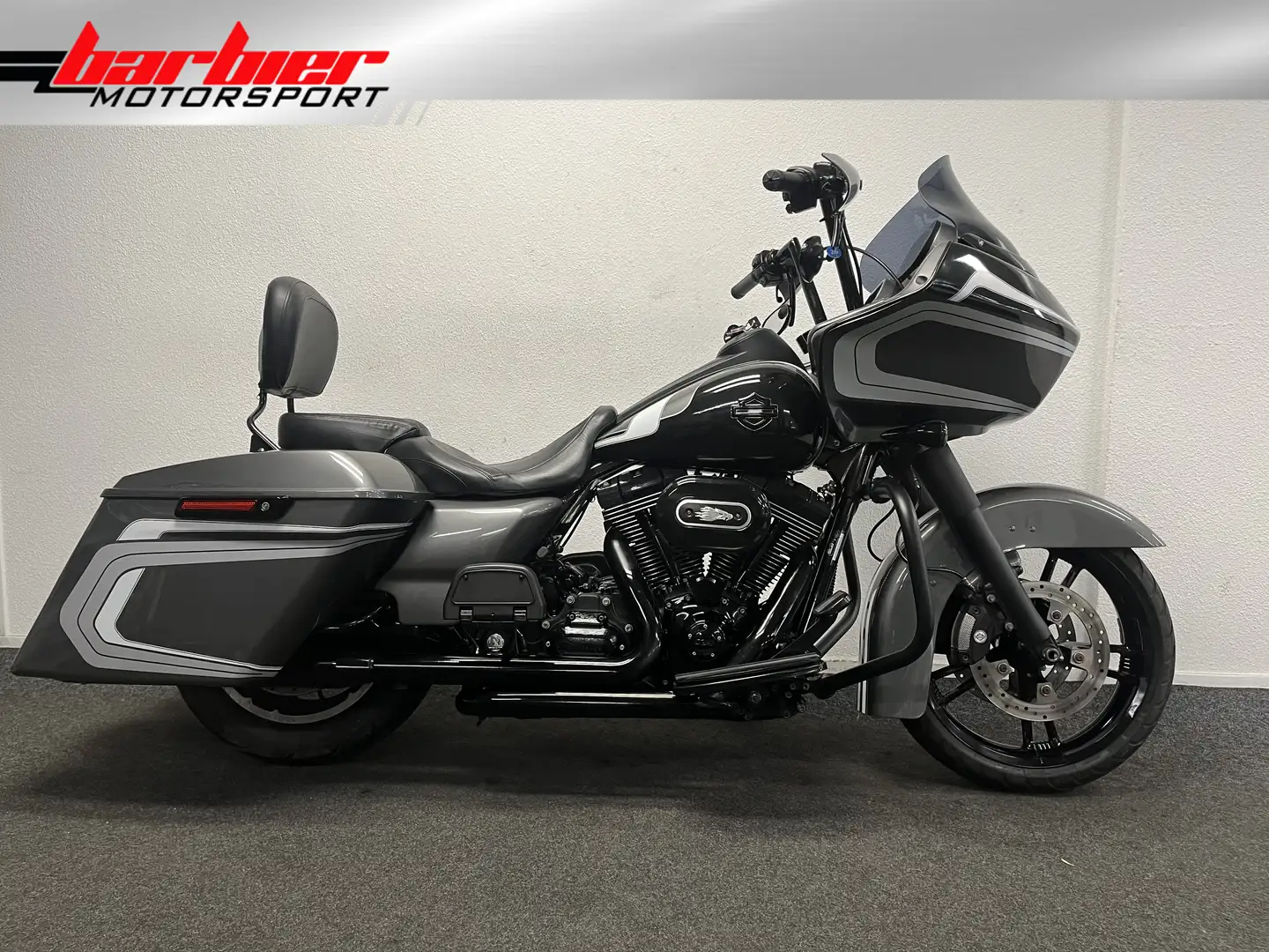 Harley-Davidson Road Glide HARLEYDAVIDSON CUSTOM FLTRX Czarny - 1
