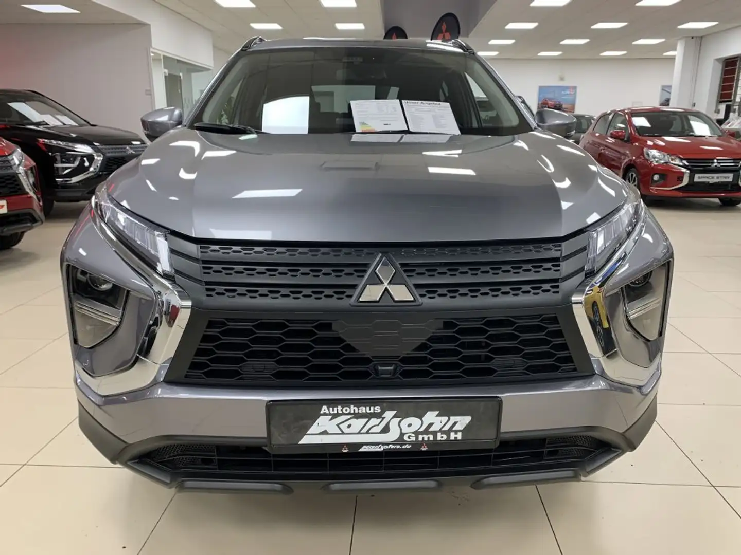 Mitsubishi Eclipse Cross Plug-In Hybrid 4WD Basis Grau - 2
