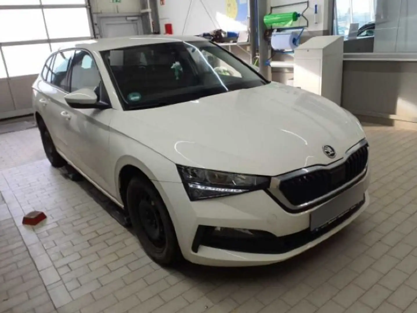 Skoda Scala 1.0 TSI Active OPF *EPH hi*SHZ*CarPlay*Lan Weiß - 2