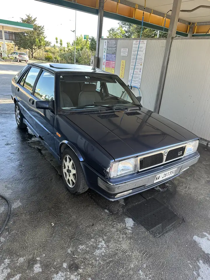 Lancia Delta 1.5 LX, foto 9