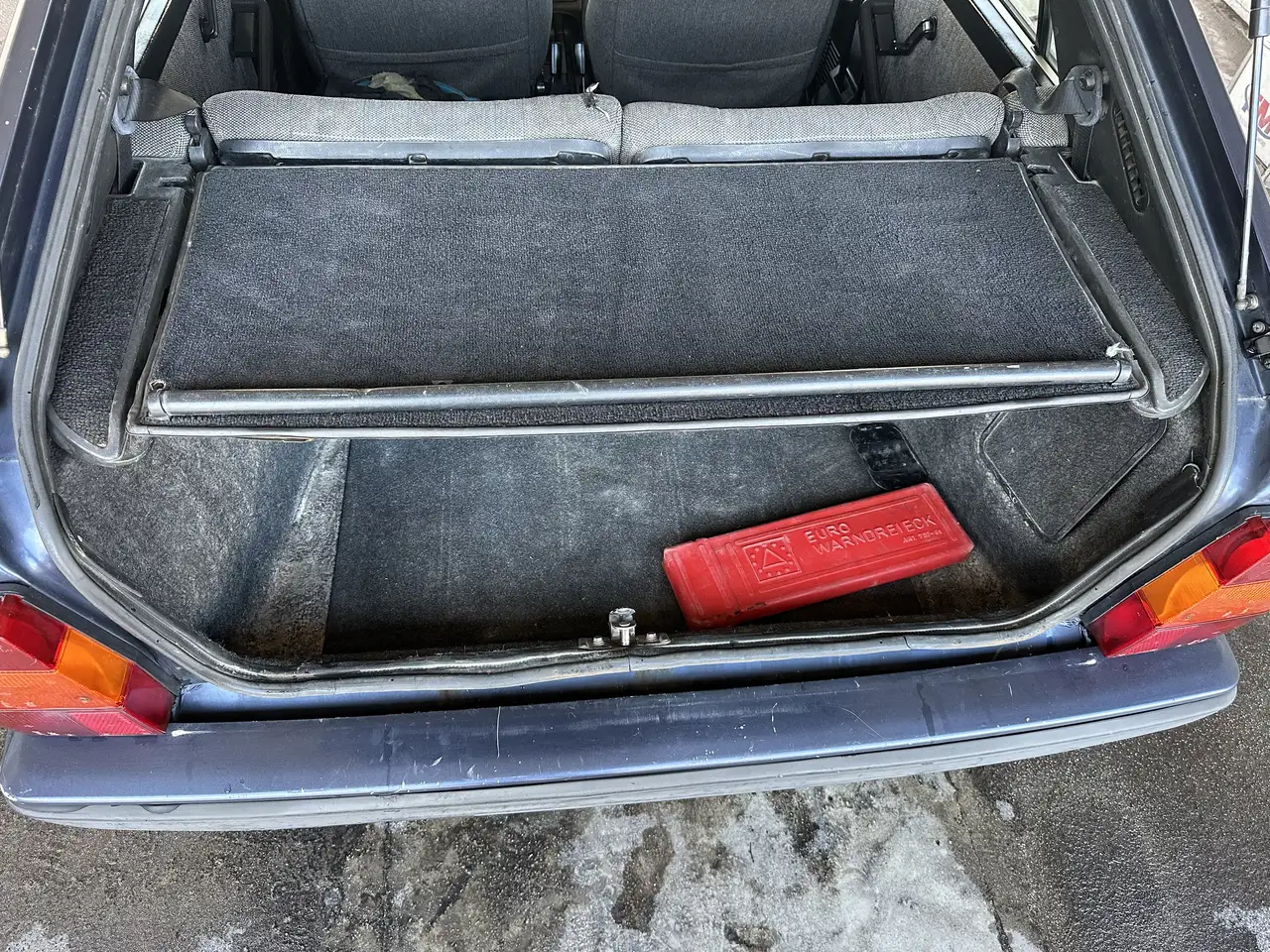 Lancia Delta 1.5 LX, foto 10