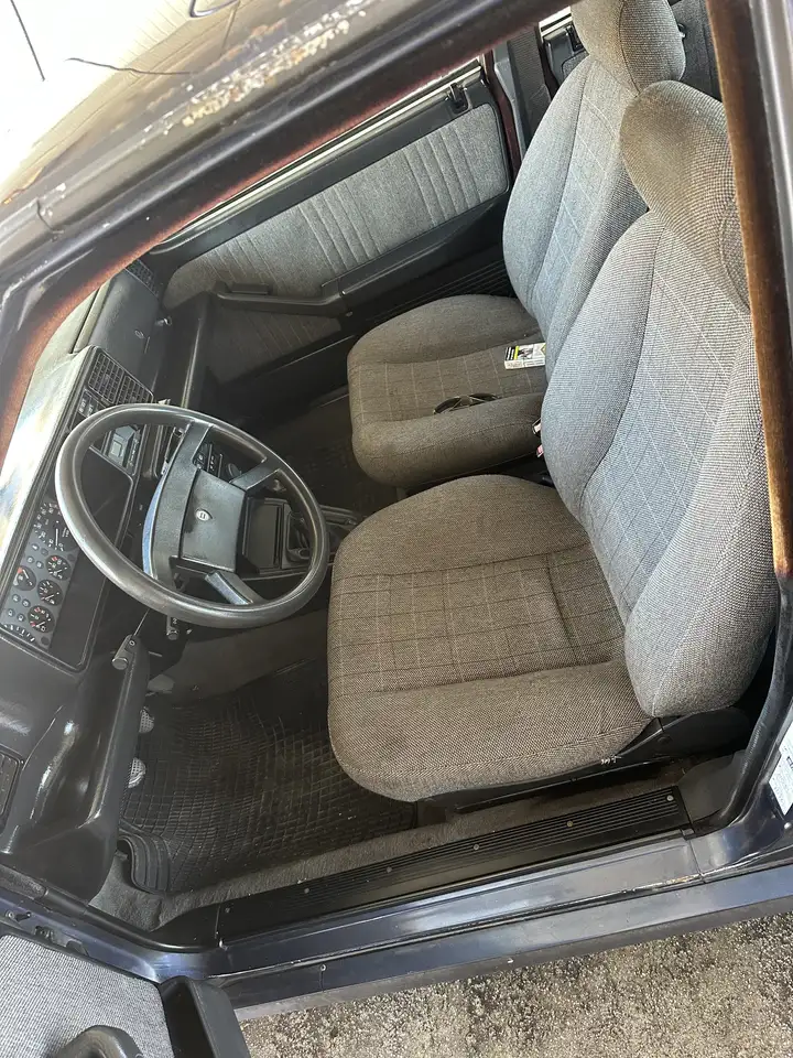 Lancia Delta 1.5 LX, foto 2