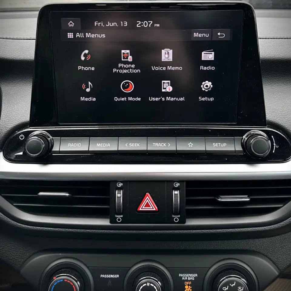 Kia Forte снимка Kia Forte