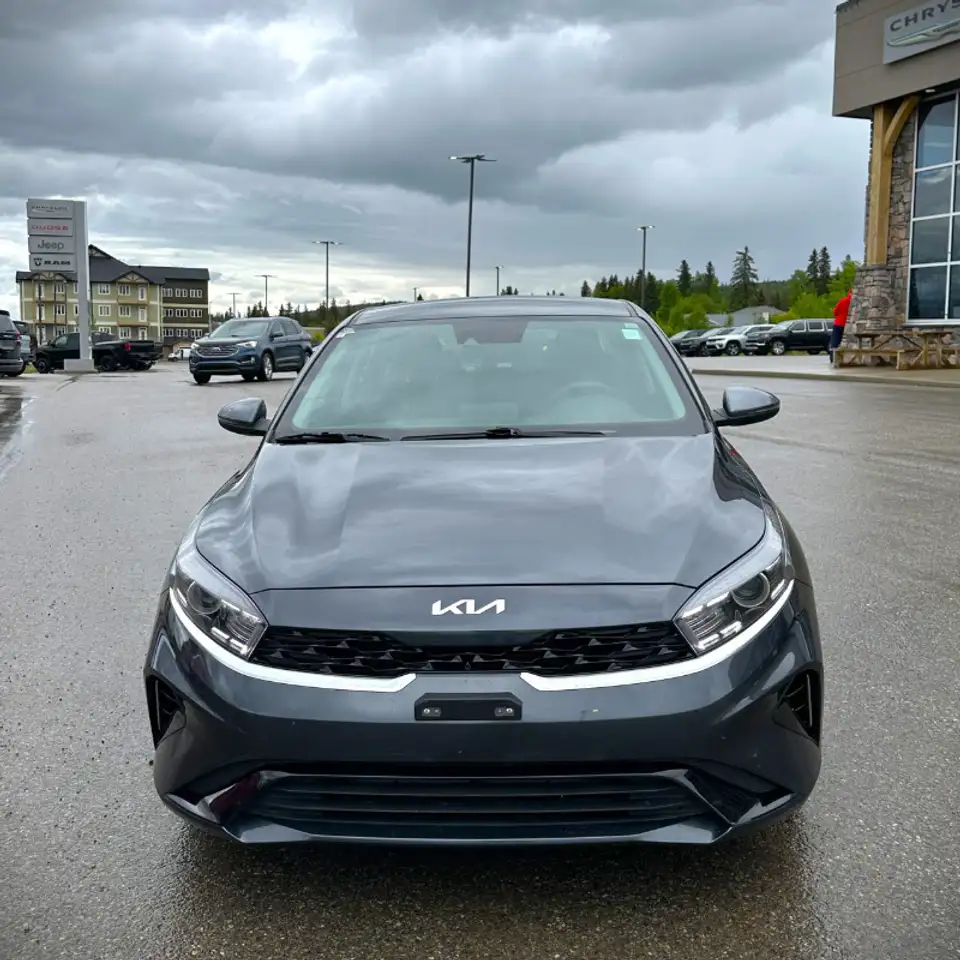 Kia Forte снимка Kia Forte