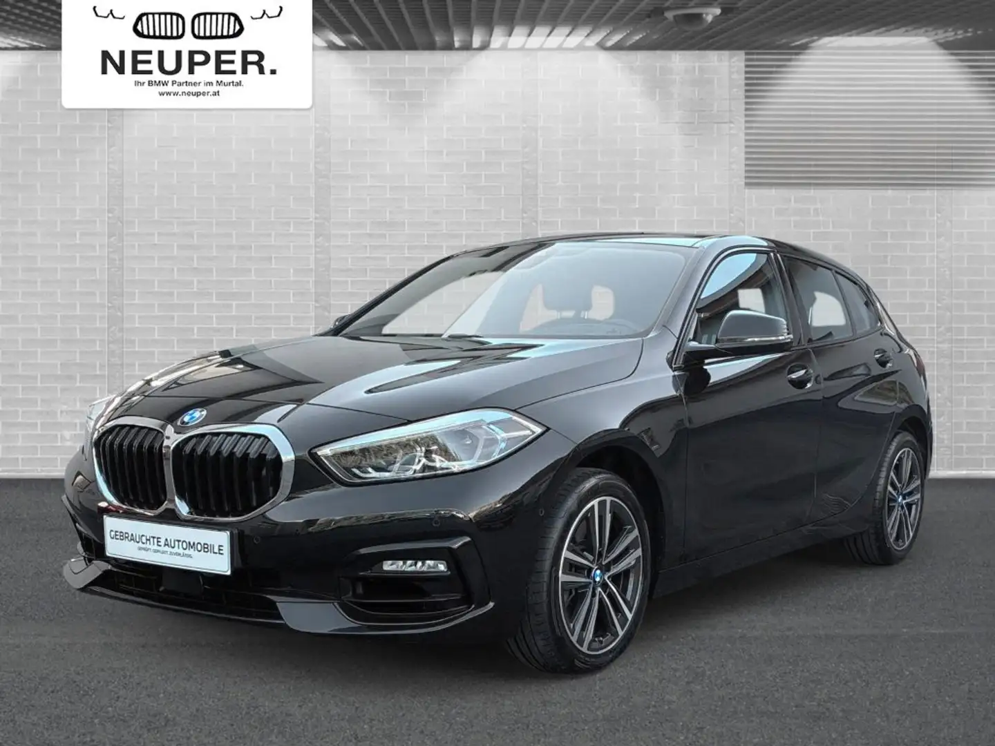BMW 120 120i Schwarz - 1