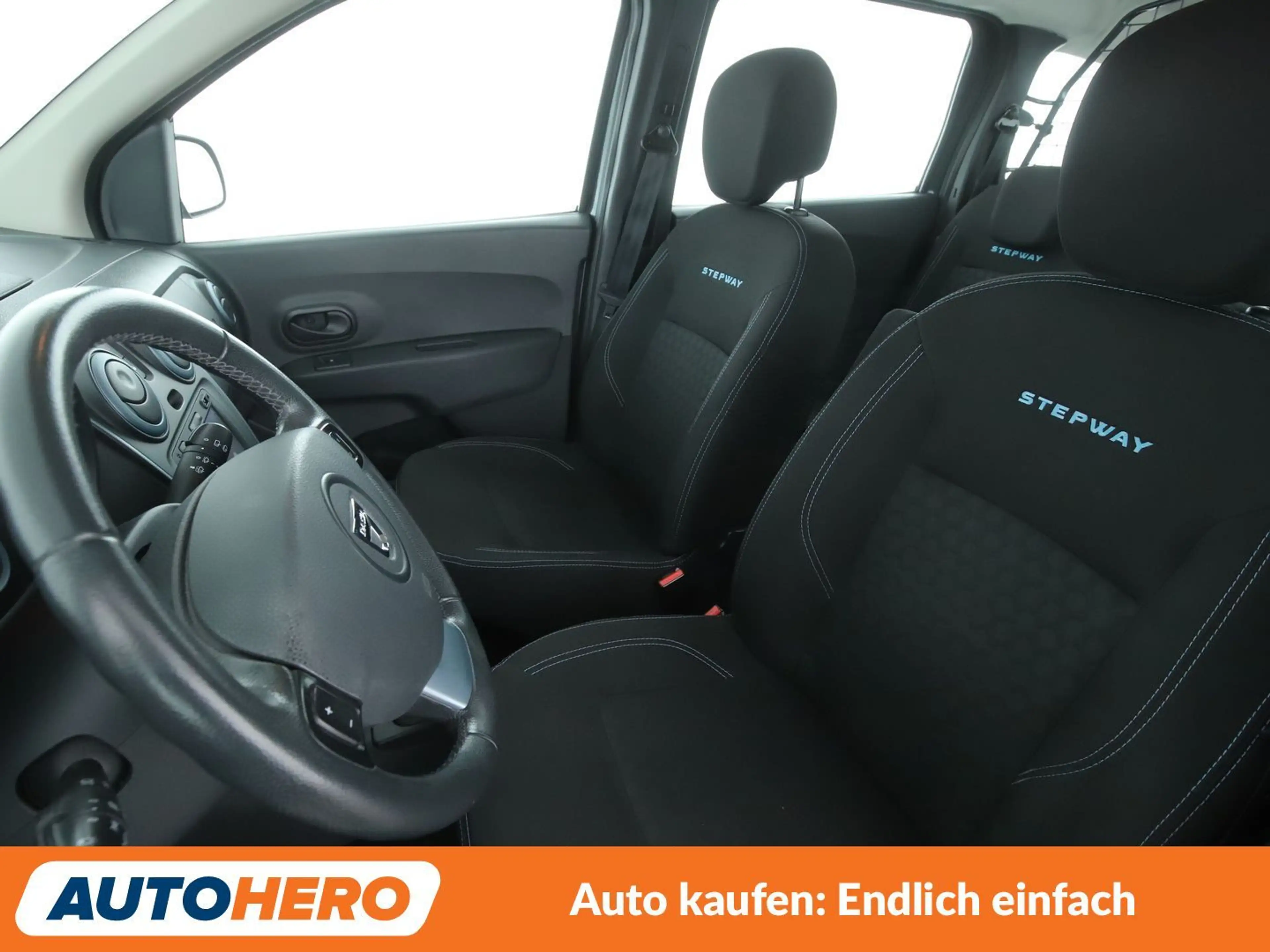Dacia Lodgy 1.2 TCe Stepway — photo 10