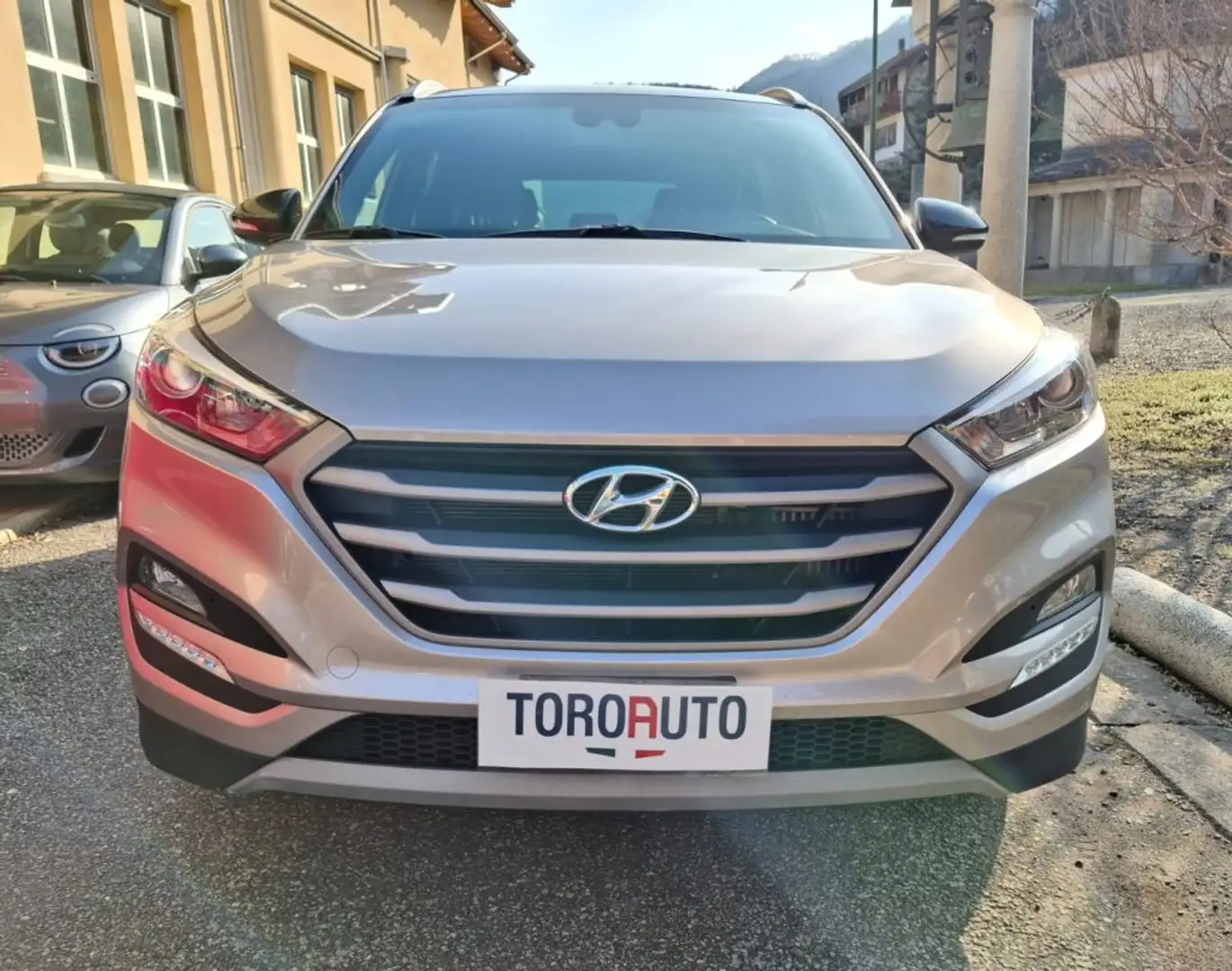 Hyundai TUCSON 1.7 CRDi XPossible UNICO PROPRIETARIO Bronzo - 2