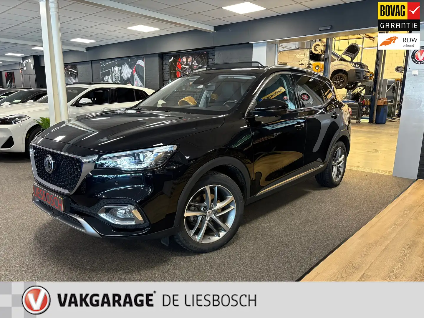 MG EHS 1.5 TGDI Luxury PHEV / automaat / 360camera / Lede Zwart - 1