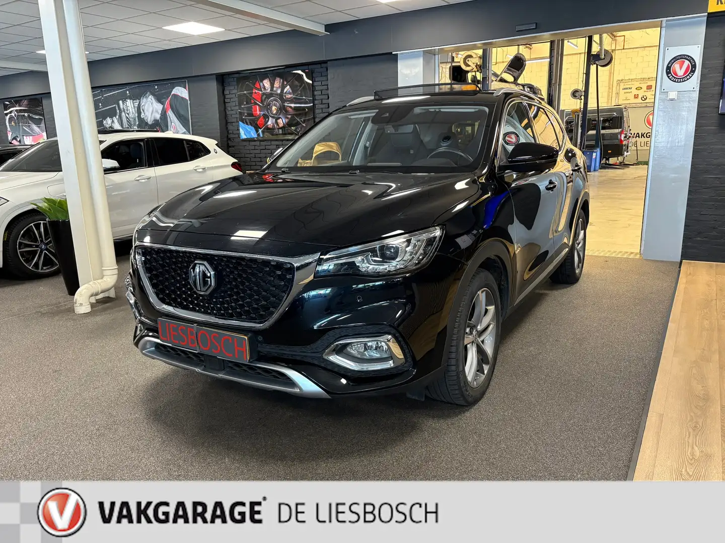 MG EHS 1.5 TGDI Luxury PHEV / automaat / 360camera / Lede Zwart - 2