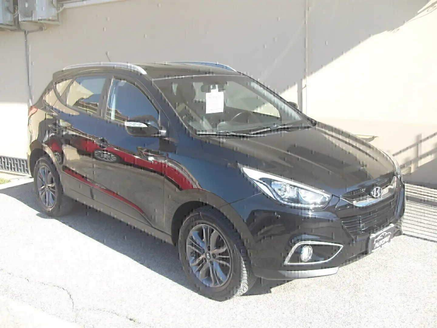 Hyundai iX35 2.0 CRDi 4WD Comfort Siyah - 1