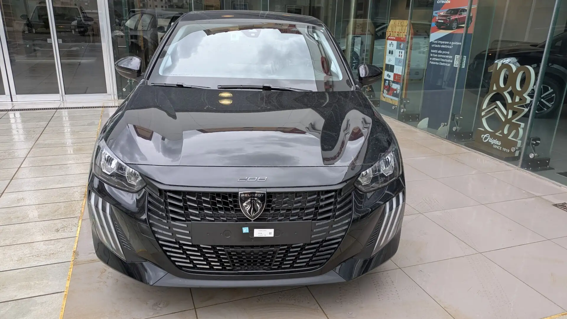Peugeot 208 Hybrid 110 e-DCS6 Style Giallo - 1