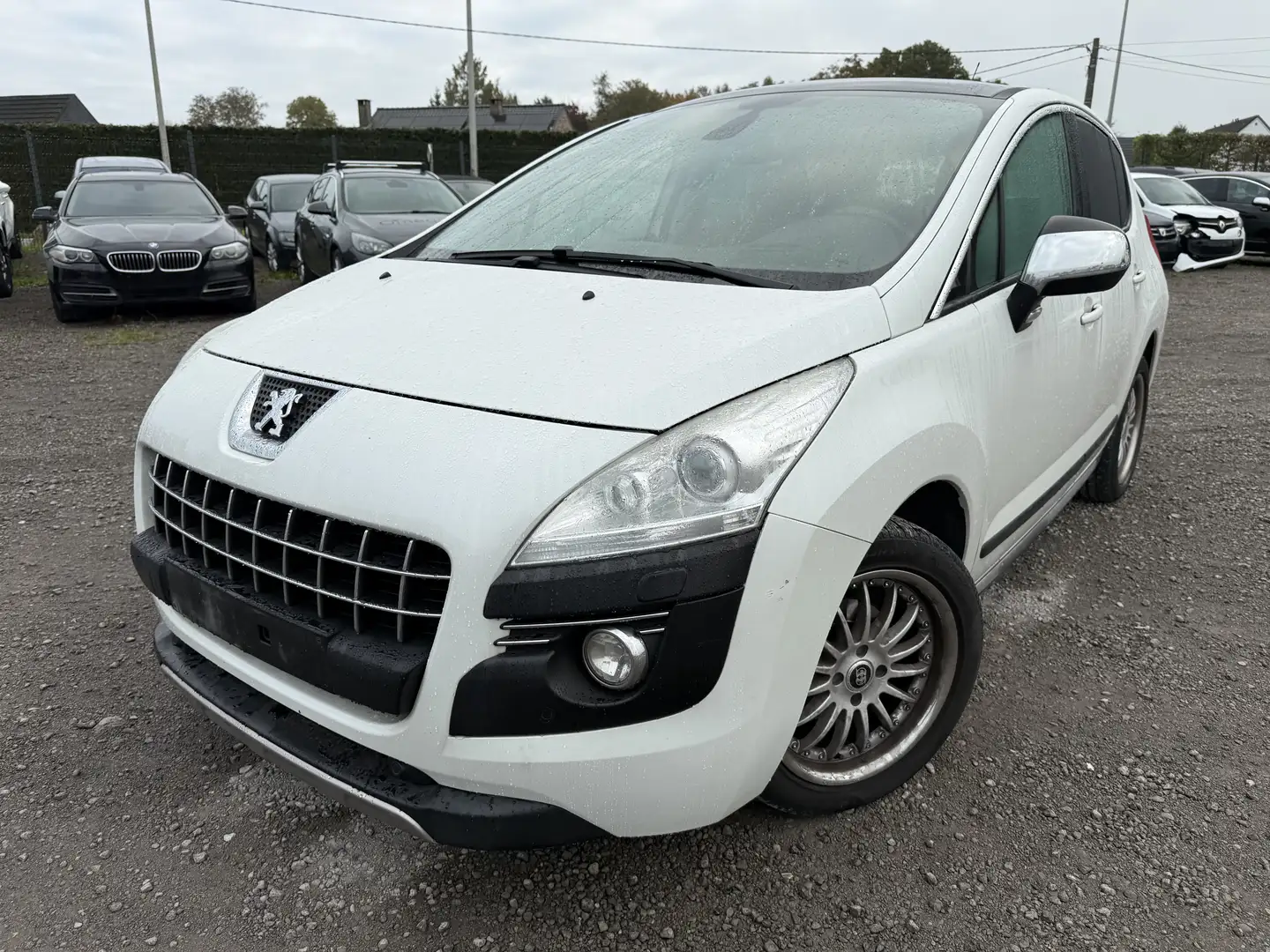 Peugeot 3008 3008 1.6 e-HDi Premium Pack STT FAP BMP Wit - 1