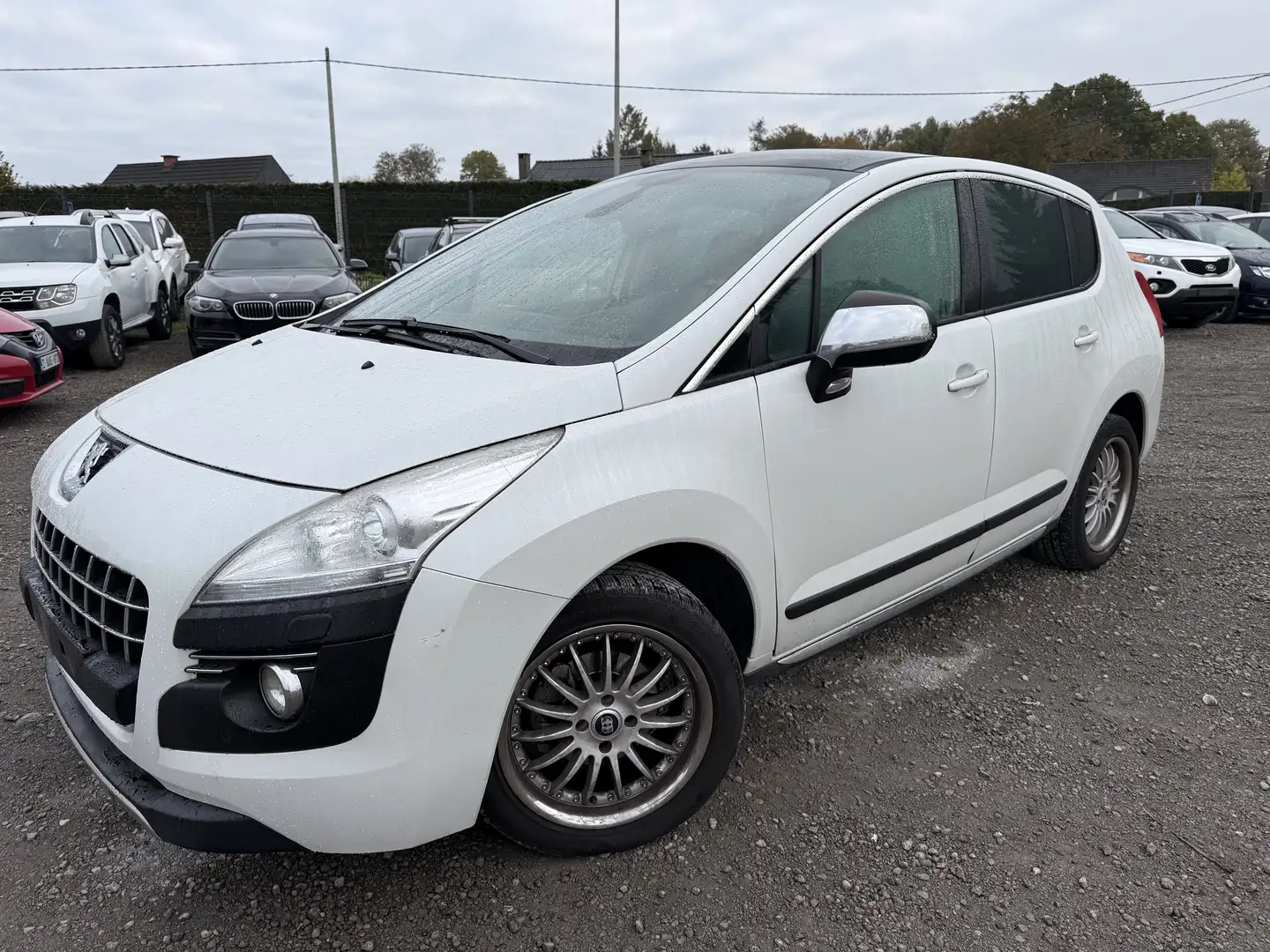 Peugeot 3008 3008 1.6 e-HDi Premium Pack STT FAP BMP Wit - 2