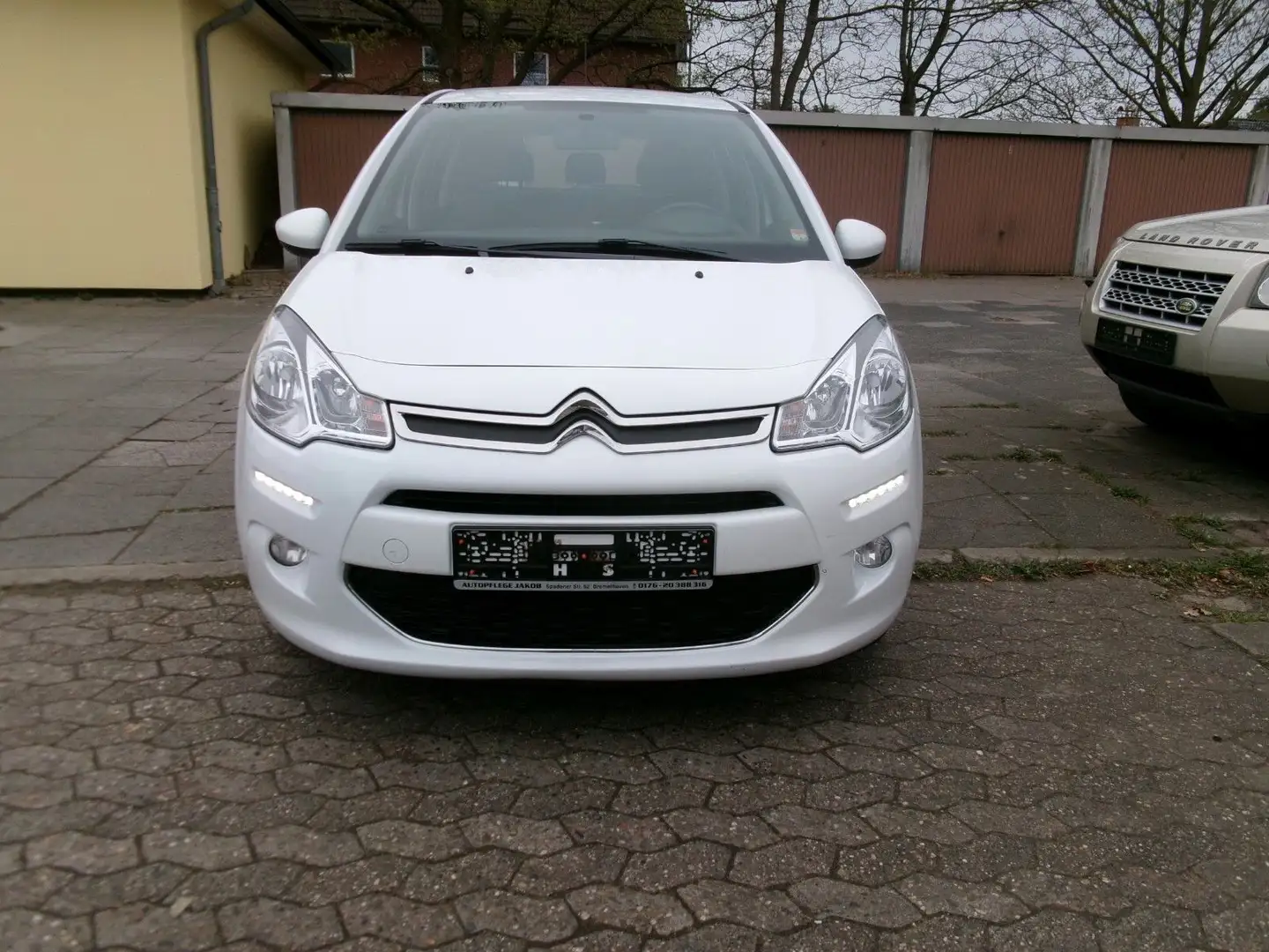 Citroen C3 PureTech 68 Selection,KLIMA, 1Hand Weiß - 2