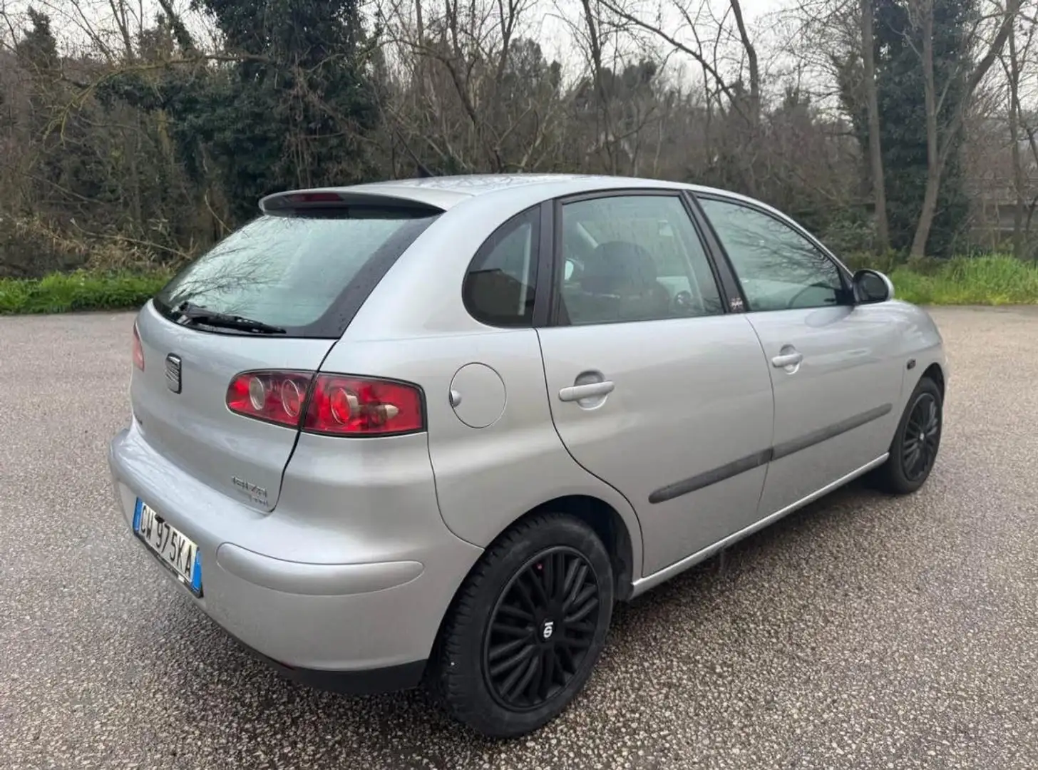 SEAT Ibiza Ibiza III 2002 5p 1.4 tdi Xplod Grau - 1