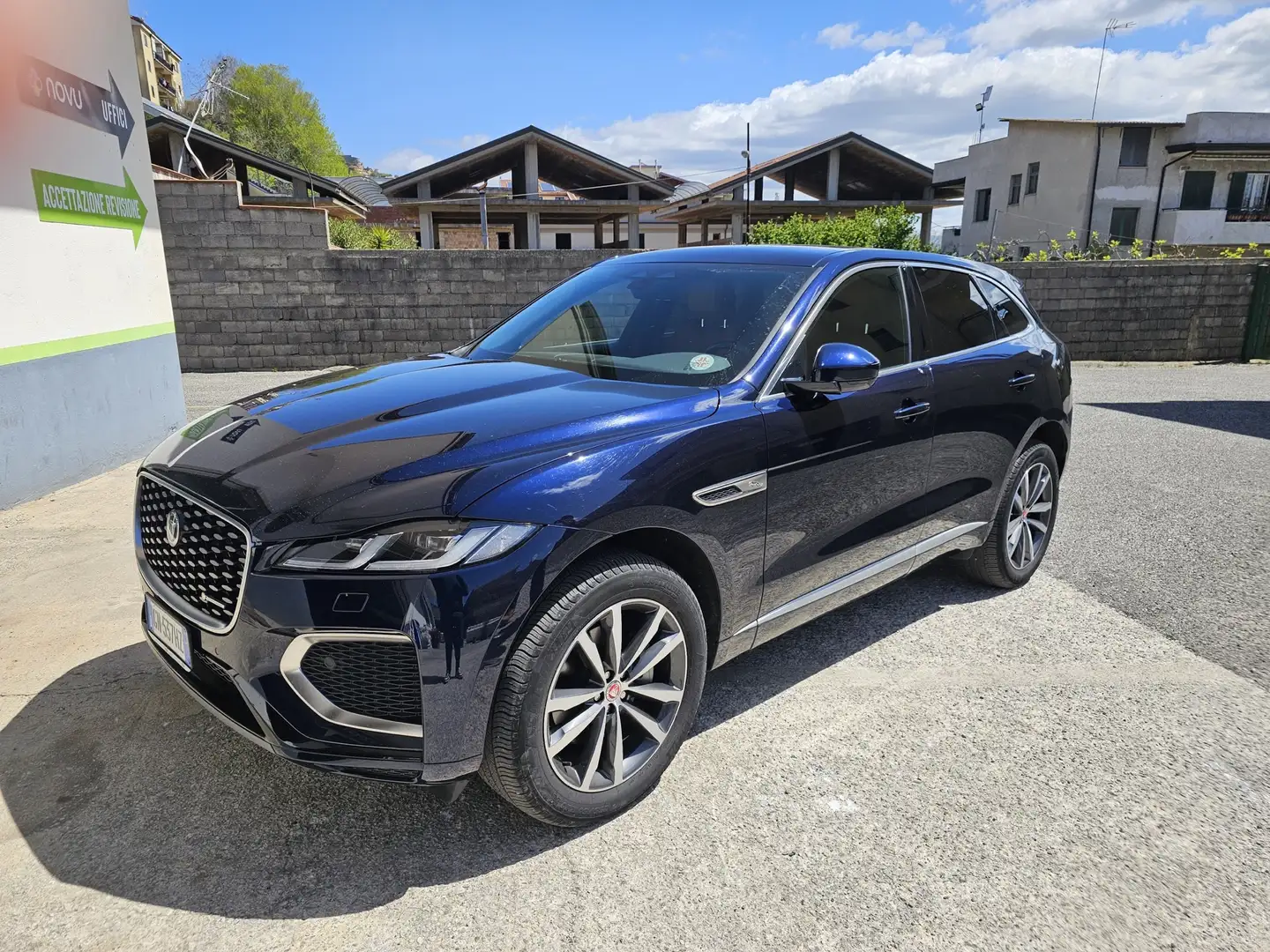 Jaguar F-Pace F-Pace 2.0d i4 mhev R-Dynamic S awd 163cv Blu/Azzurro - 1