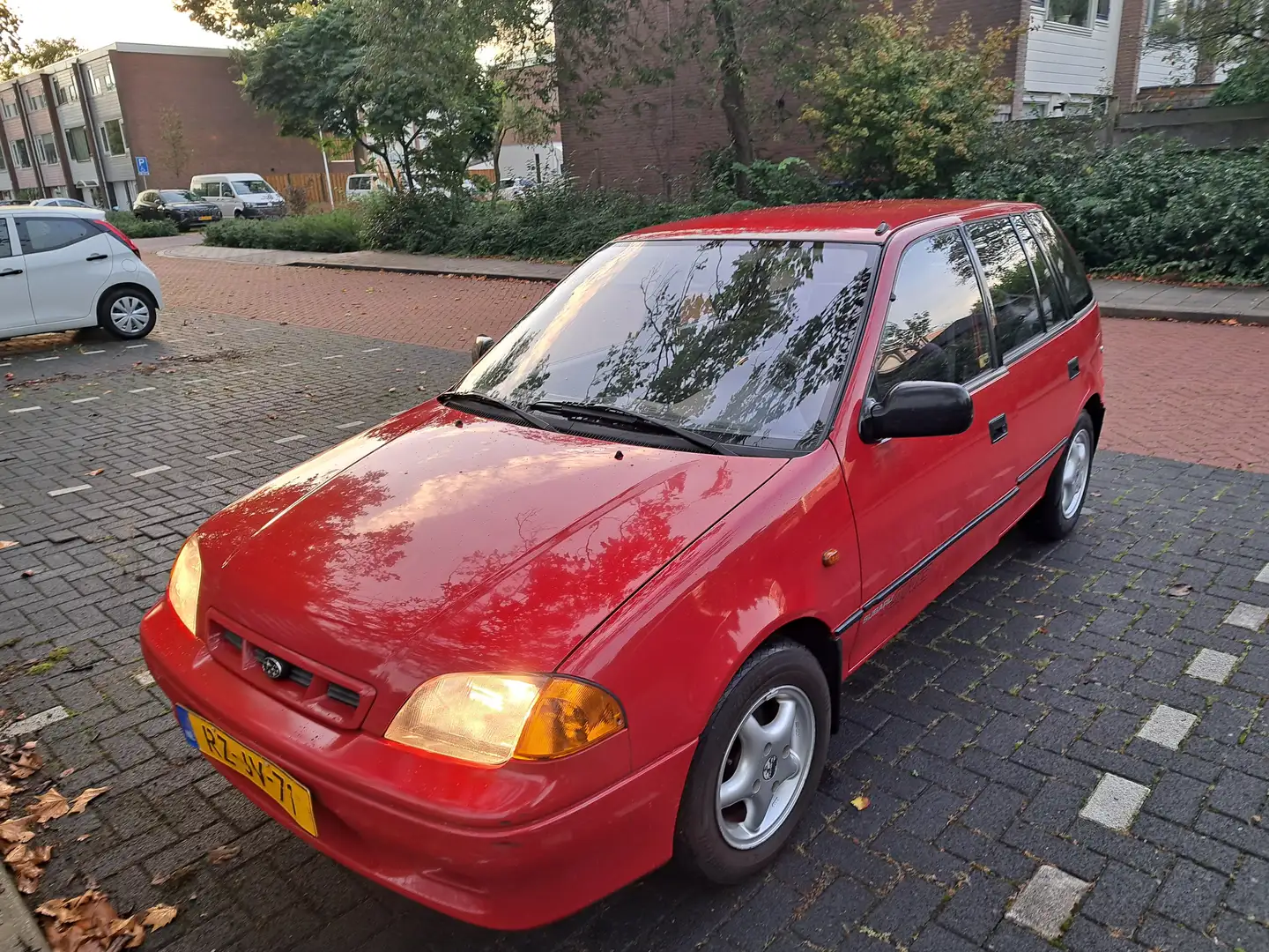 Subaru Justy Justy 1.3 GXE AWD Rouge - 1