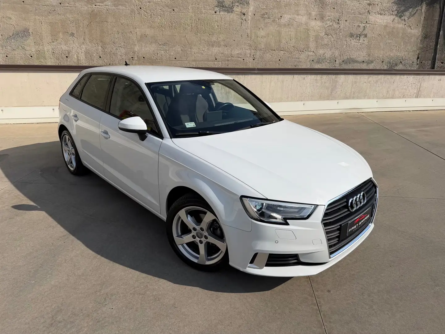 Audi A3 Sportback 30 1.6 tdi 116cv s-tronic NEOPATENTATI Weiß - 2
