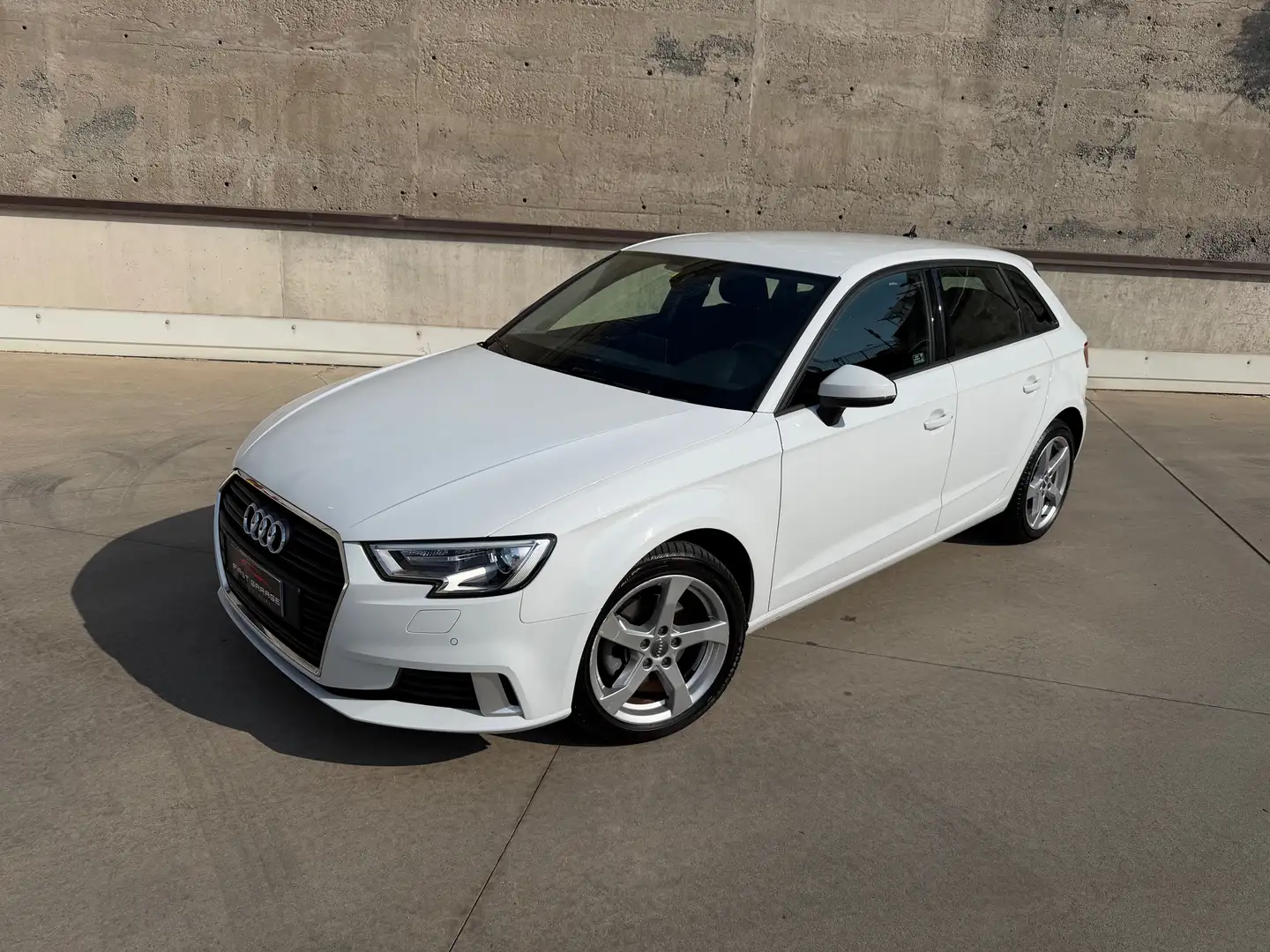 Audi A3 Sportback 30 1.6 tdi 116cv s-tronic NEOPATENTATI Weiß - 1