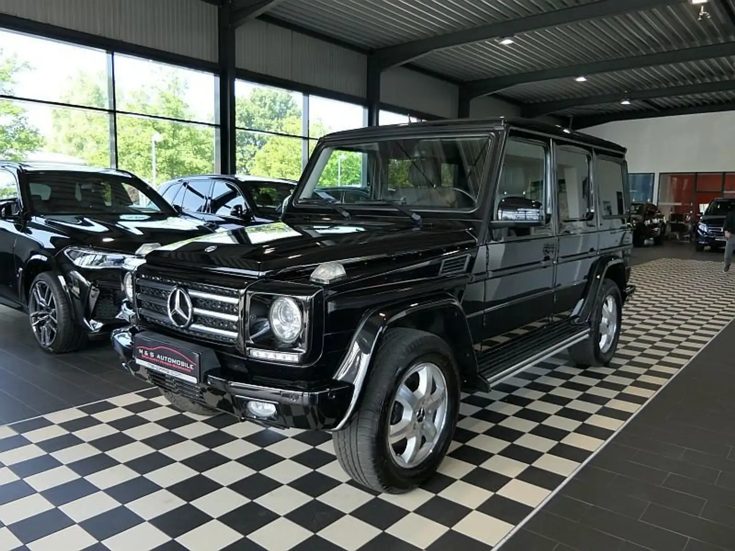 Mercedes-Benz G 350 EDELSTAHL-PAKET GSD*STDHZG*SITZKLIMA*h/k*CAM*18"LM Чорний - 1