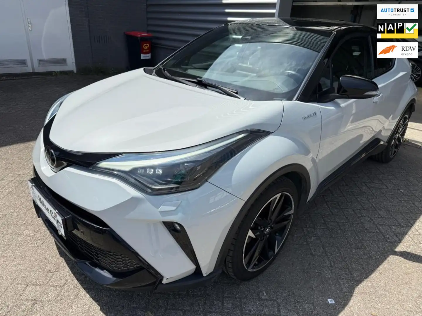 Toyota C-HR 2.0 Hyb Executive GR Sport Wind Chill Pearl Blanc - 1