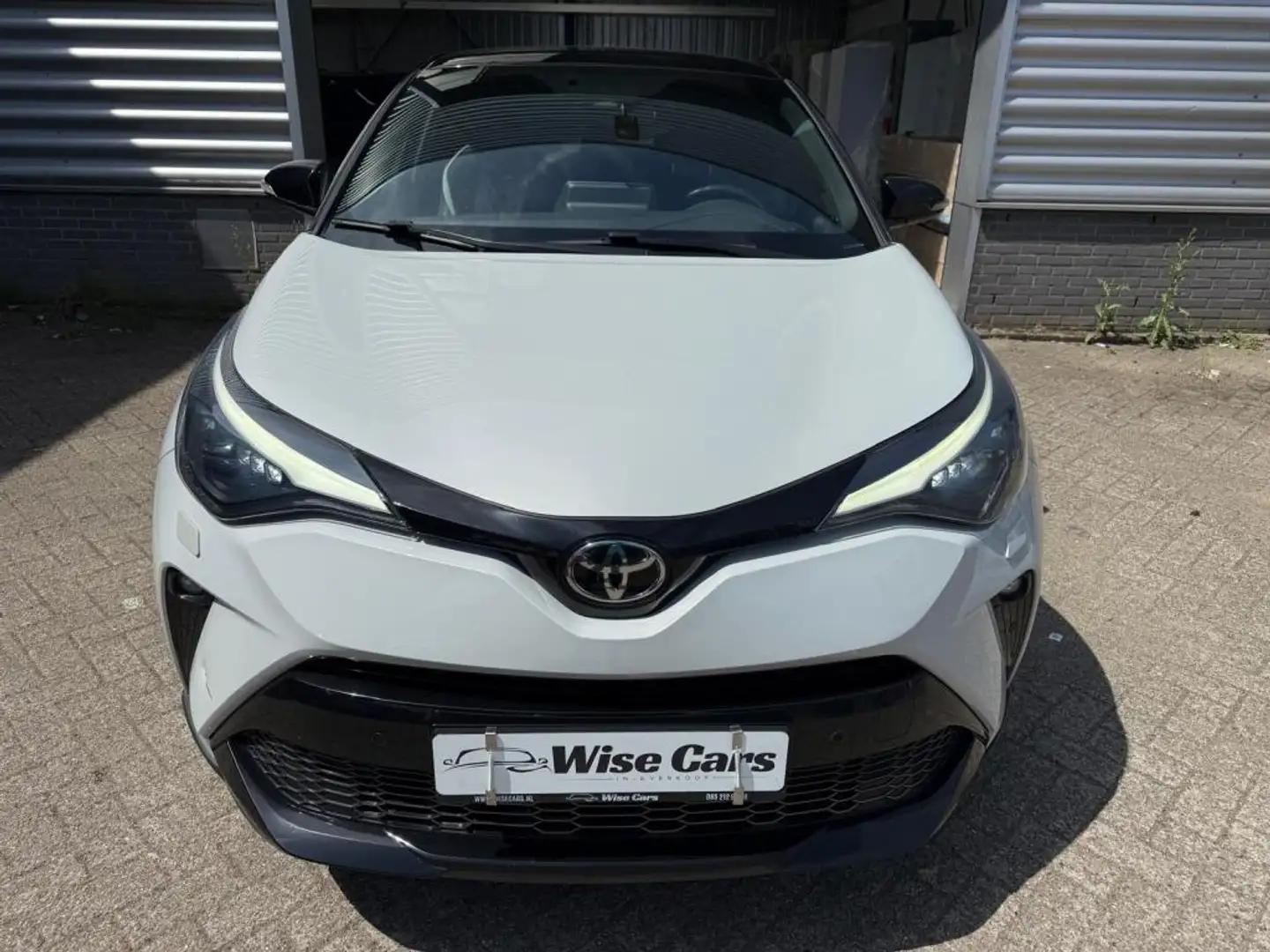 Toyota C-HR 2.0 Hyb Executive GR Sport Wind Chill Pearl Blanc - 2