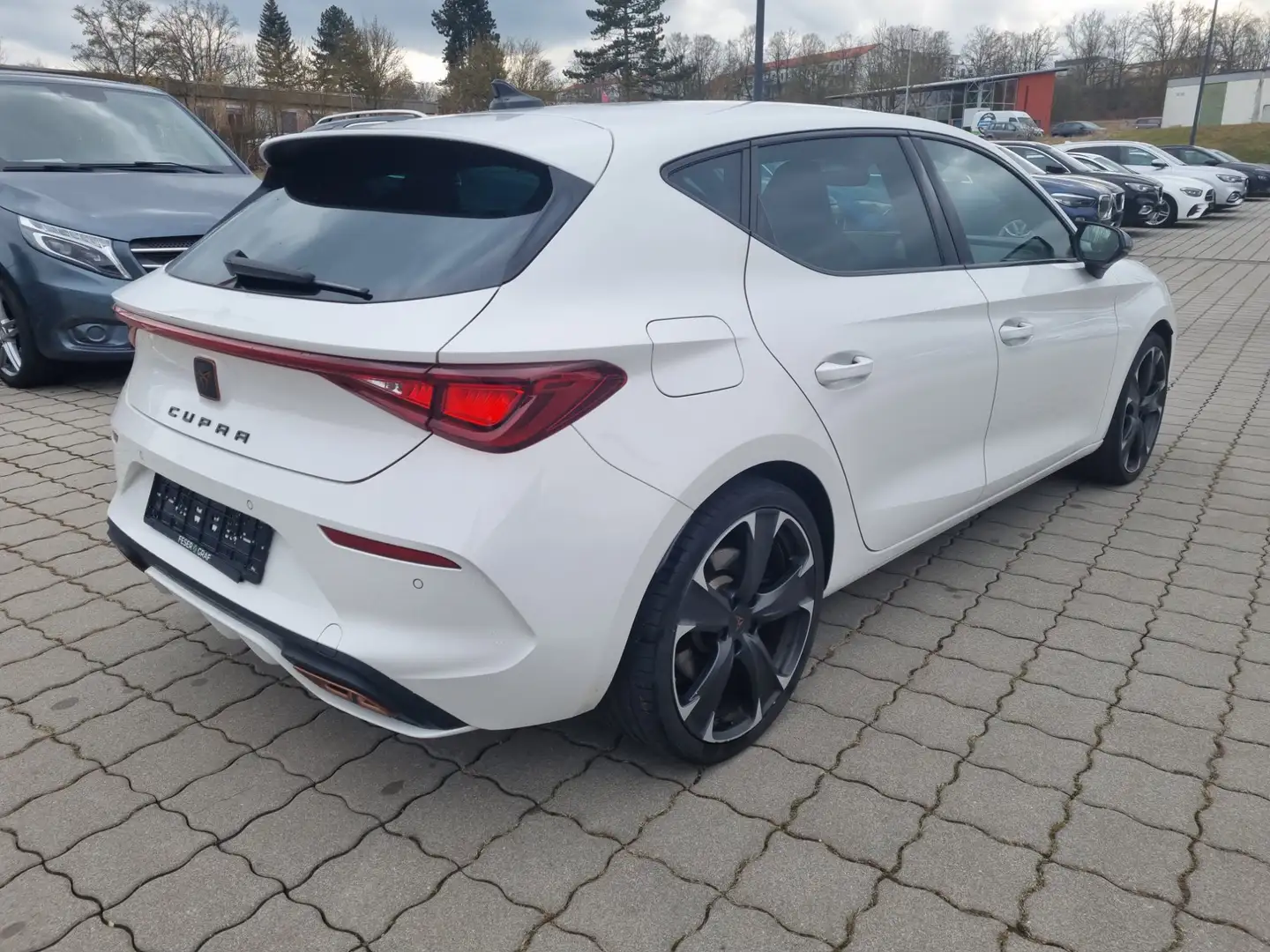 CUPRA Leon Hybride 245 CV Plug In Blanc - 2