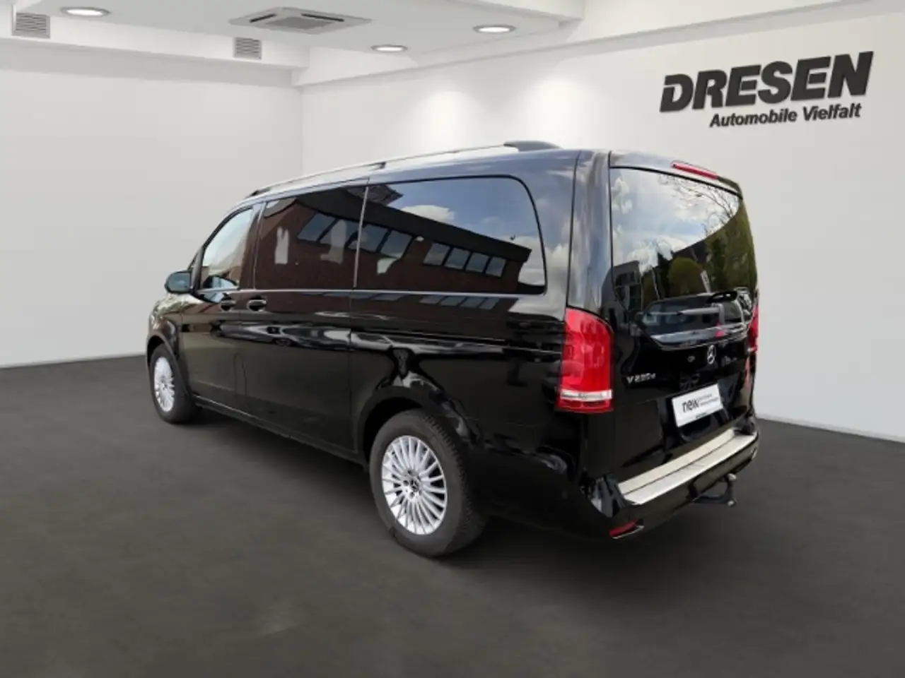 Mercedes-Benz V 220 250 EDITION d 4Matic Lang Version*Navi*Ledersi 4