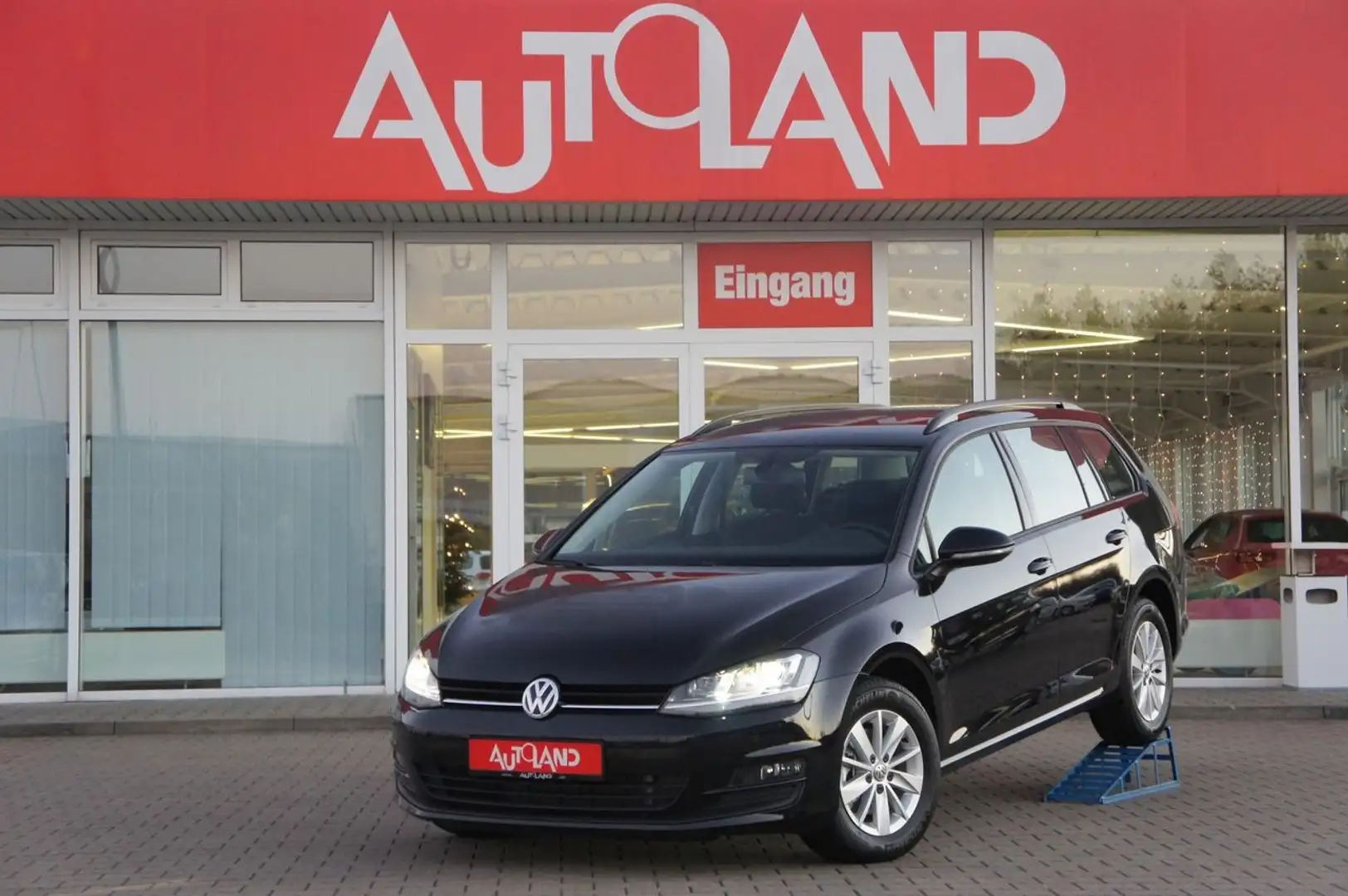 Volkswagen Golf Variant VII 1.4 TSI DSG Bi-Xenon PDC Noir - 2